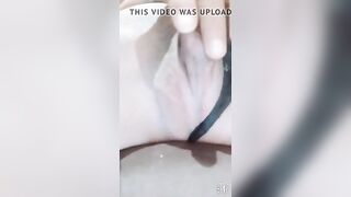 girl masturbating her pussy , dokhtar irooni bazi ba kosesh