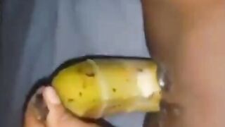 Jessica La Negra Masturbandose Con Un Platano y Pide A Grito