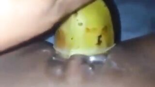 Jessica La Negra Masturbandose Con Un Platano y Pide A Grito