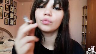 Brunette hair with natural large lips smokin' out of lip makeup