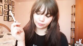 Brunette hair with natural large lips smokin' out of lip makeup