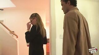 Round butt babes gets a unfathomable anal pounding