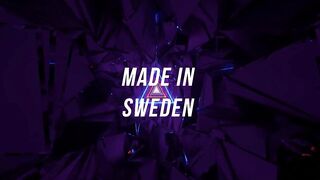 I just love showing my shlong