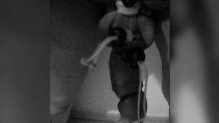 holding weight with the glans [Hanging]