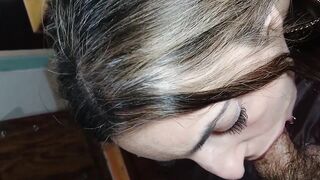 PORNO MUDO. MI NUEVA VECINA ME HACE LA MEJOR MAMADA GARGANTA PROFUNDA