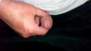 Masturbe (338) with one testicle