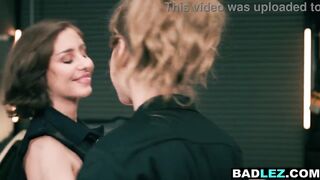 Giant booty curvy mother I'd like to fuck mechanic bangs breasty blond lesbo in garage