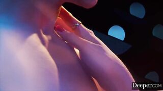 A warm-blooded golden-haired runs hawt sufficiently to melt the ice caps.