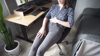 Sexy Secretary Showing Off Plump Camel Toe In Denim Jeans