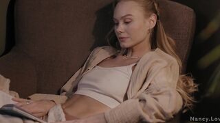 Tiny blond plays with her enchanting juicy twat after reading a fresh chapter