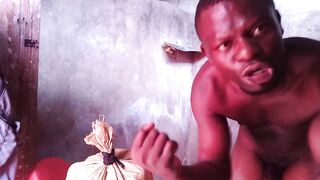 Now all the babes is looking for large dad butt for the gratification