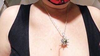 My backdoor is blowing u a kiss