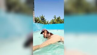 HOT mother I'd like to fuck STEPMOM SHOWING OFF IN POOL