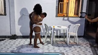 That guy ate the cuckold's wife in the pool.