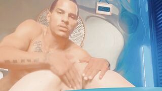 Chunky Juicy Babygirl Cunt oozes getting fingered from the back