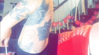 big beautiful woman squirts the rainbow