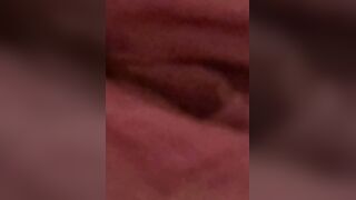 Close up squirt and twat play