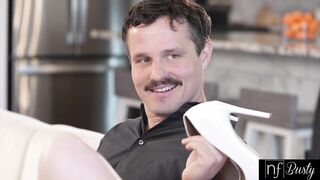 Vixen Violet Voss takes cancelled dinner plans as opportunity to stay in & play