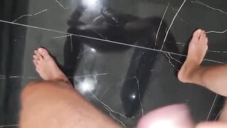 SOLO - HANDSOFF - WEENIE - GROANS - SPUNK FOUNTAIN - LARGE KNOB - HAWT MALE - BARE HUNK - HARD WANG - SLUTTY TOWEL DUDE JERKS OFF HIMSELF, BALLS AND SHLONG HURT UNTIL THIS CHAB CUMS ON THE FLOOR IN POV