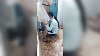 I enticed a nurse with large breasts and licked her snatch