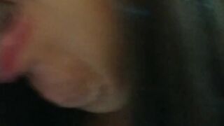 El repartidor no se aguanto y me dejó la pussy llena de goo