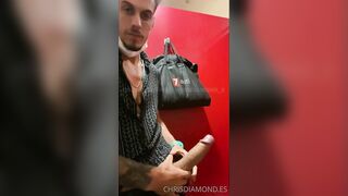 I wank whilst shopping in a fitting room, Chris Diamond