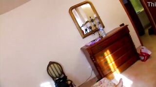 Curvy mamma riding dong