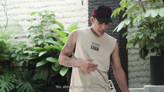 Lalin girl boss with a bubble booty asks to watch my jock in swap for a raise