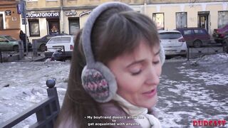 There's a chance to bang the gal and agent doesn't blow it