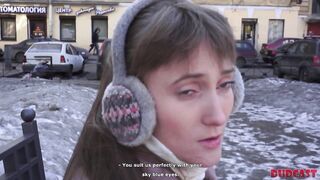 There's a chance to bang the gal and agent doesn't blow it