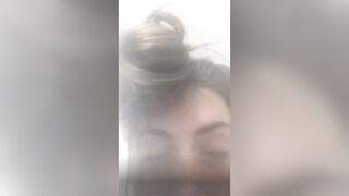 2 french teens plays together on periscope