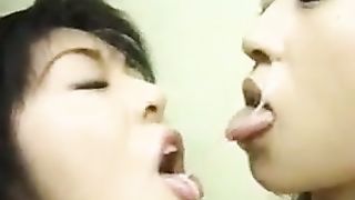 Japanese cumswap with cutie