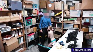 Teen thief to bang the LP officer