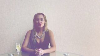 ЛУЧШАЯ ПОДРУГА ЗАНИМАЕТСЯ СЕКСОМ С МОИМ МУЖЕМ