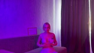 КАК СДЕЛАТЬ ЭРОТИЧЕСКИЙ МАССАЖ ЖЕНСКОЙ ГРУДИ