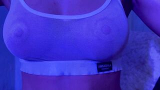 Мою жену трахнули друзья за мой проигрыш в карты