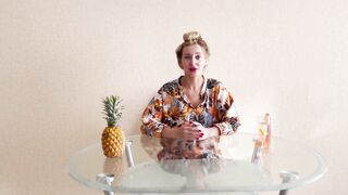 Женщина с прицепом