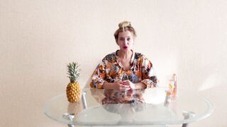 Женщина с прицепом