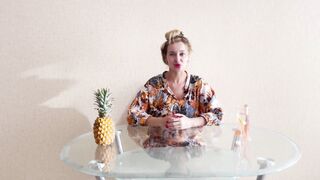 Женщина с прицепом