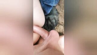 Секс с беременной чикой на природе