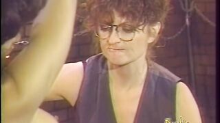 Slaves Make The Mistresse Cheerful In The Dungeon