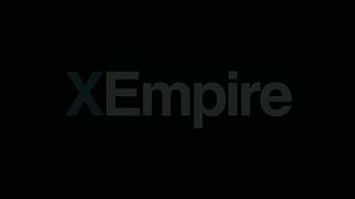 Bella & Olivia's Oozing Elevator Makeout