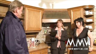 Older pair gets raunchy intervention from expert