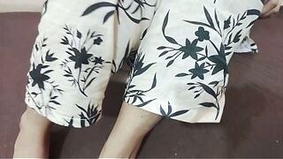 Viral stepsister enters sister-in-law's room