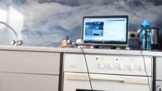 Hawt Dea Twerking on Live Streaming