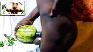 Hunk masturbation porn using lovely watermelon as a moist snatch. I screwed & enjoyed whilst watching female sexy snatch untill I got cum