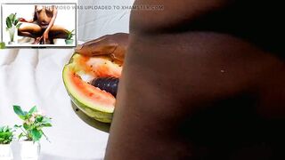 Hunk masturbation porn using lovely watermelon as a moist snatch. I screwed & enjoyed whilst watching female sexy snatch untill I got cum