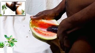 Hunk masturbation porn using lovely watermelon as a moist snatch. I screwed & enjoyed whilst watching female sexy snatch untill I got cum