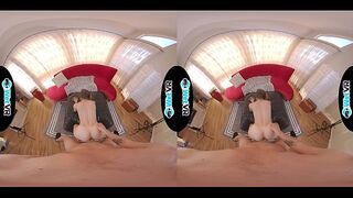 Pov sex in VR with hawt brunette hair