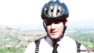 On a Mission to Tempt U - S3:e4